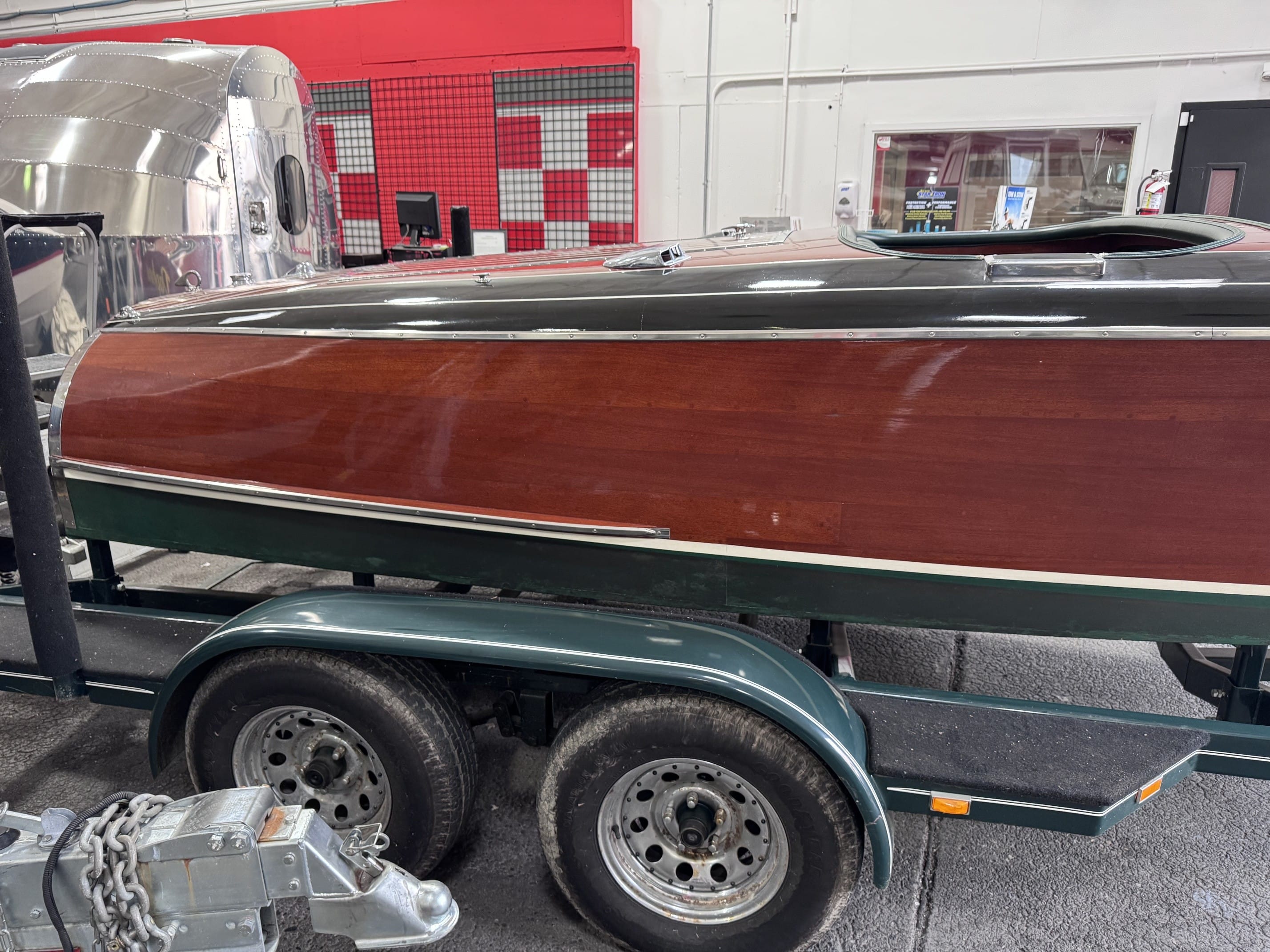 1940 19' CHRIS-CRAFT CUSTOM RUNABOUT