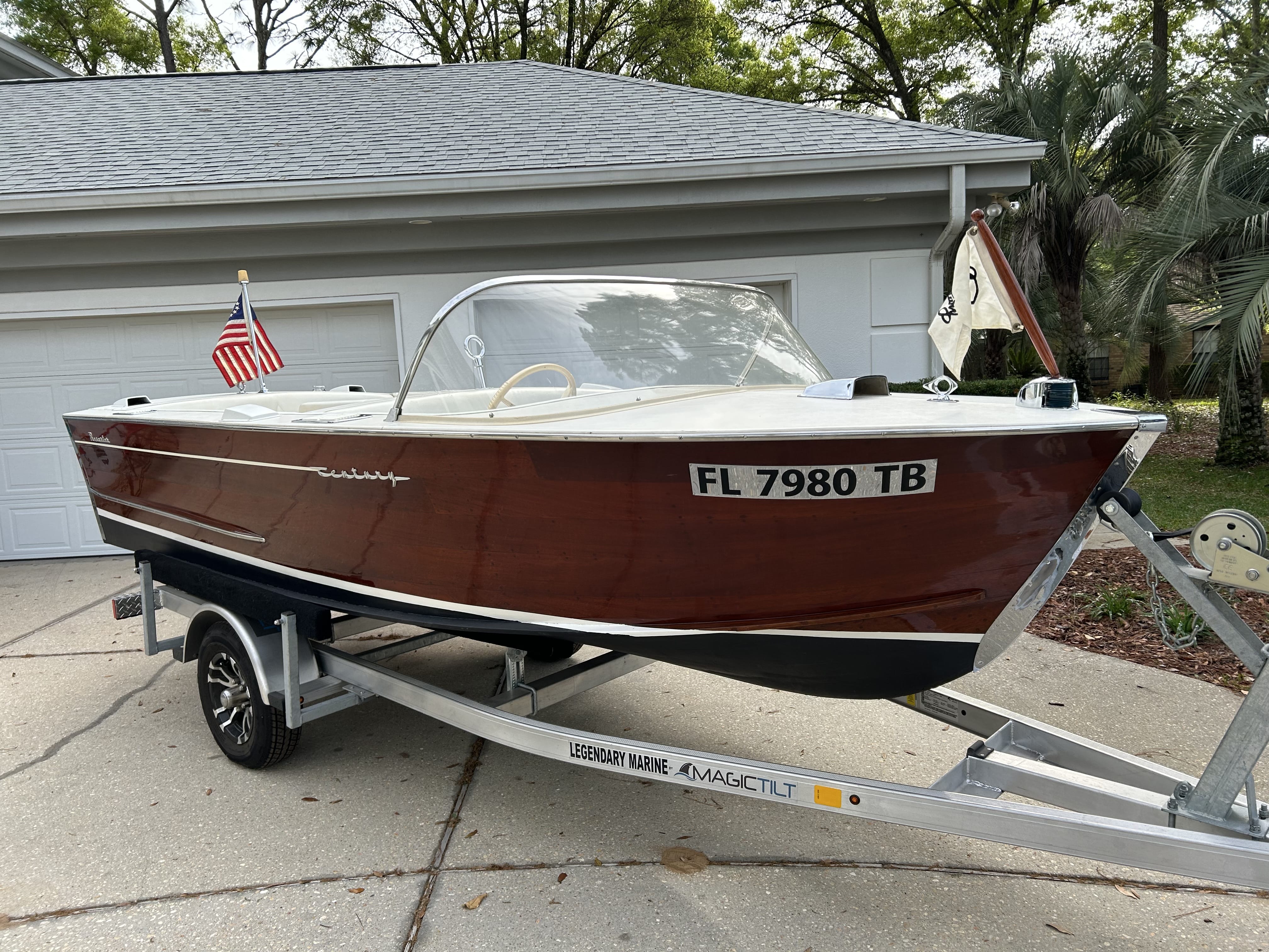1965 15' CENTURY RESORTER