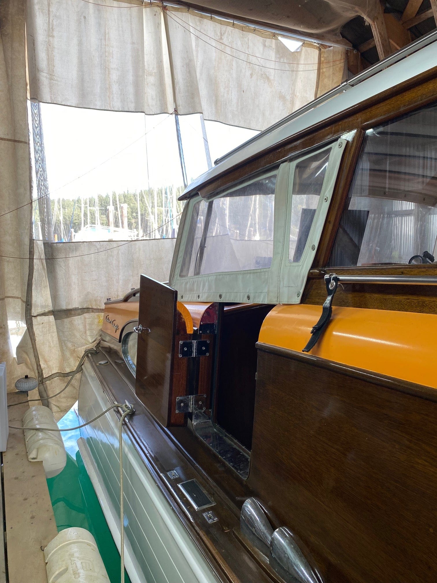 1954 CHRIS-CRAFT 36' CORVETTE