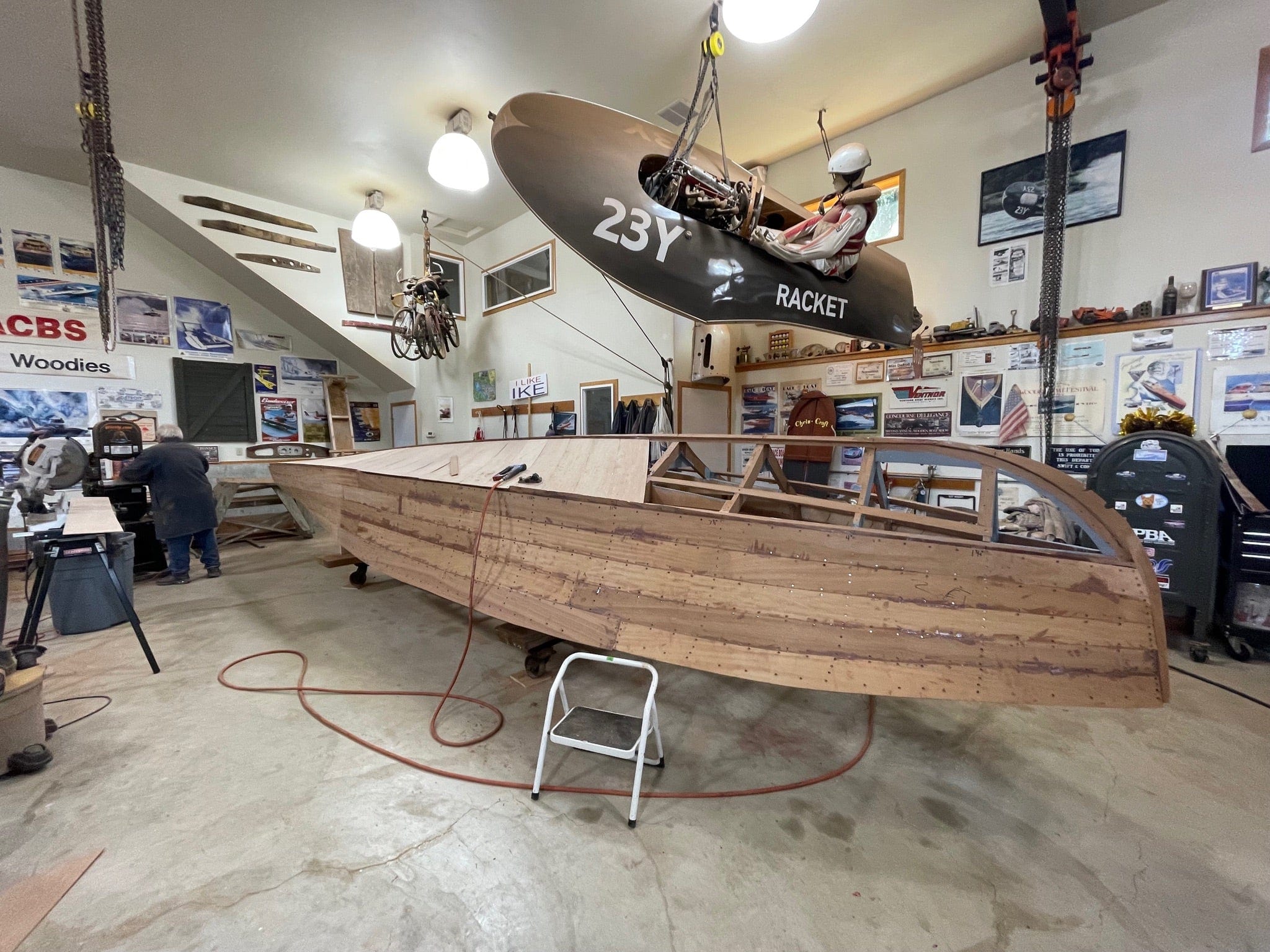 2025 25' Reproduction Comet