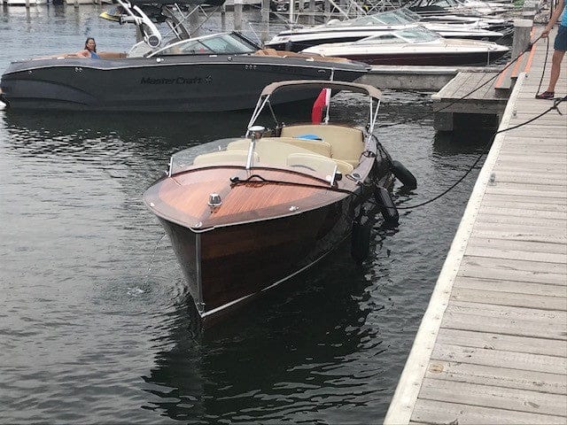 1946 22' Duke Runabout