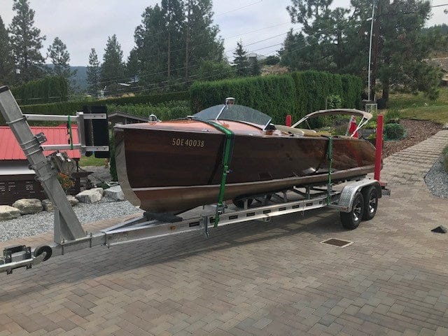 1946 22' Duke Runabout