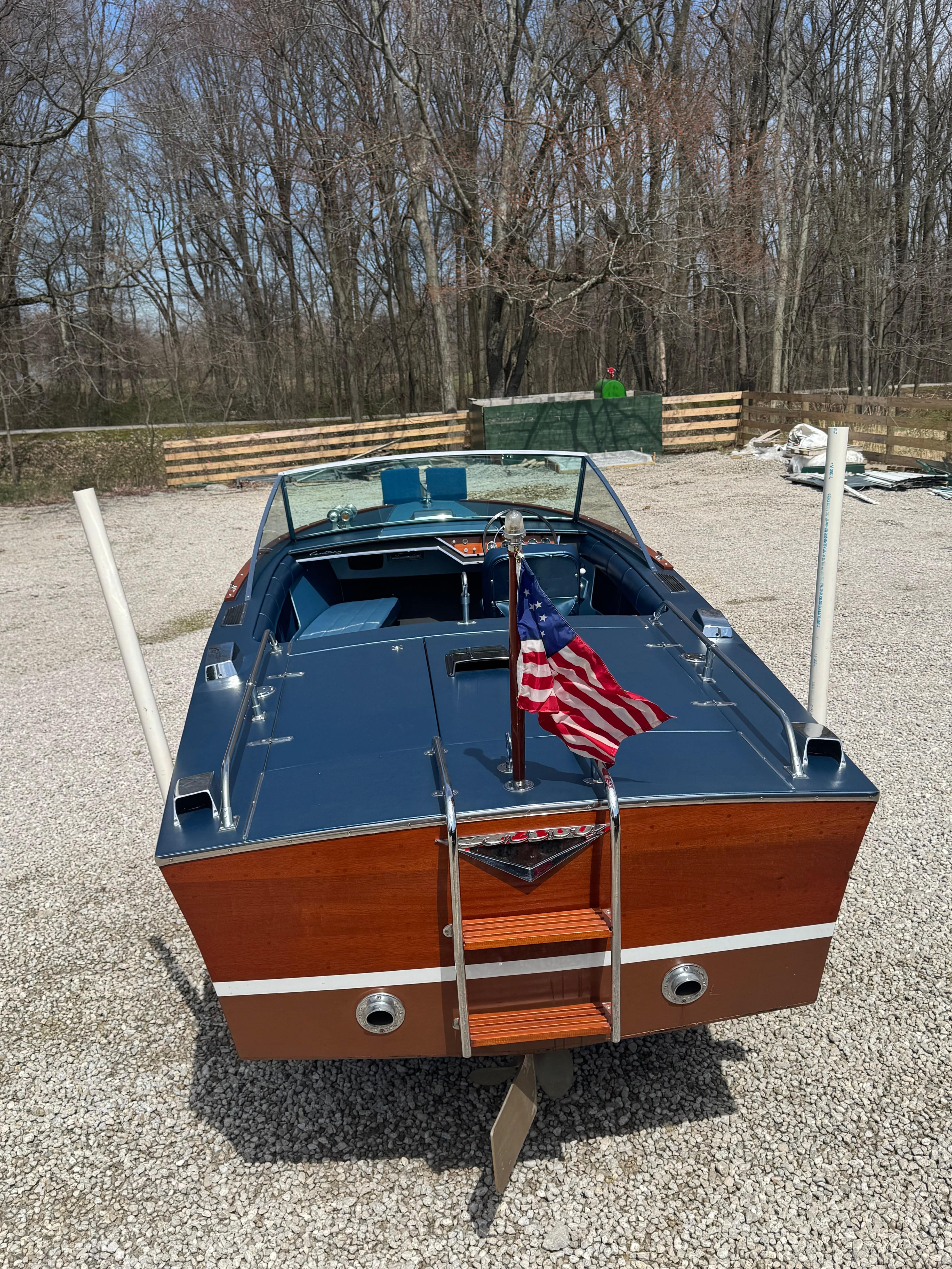 1967 Century Arabian 19'