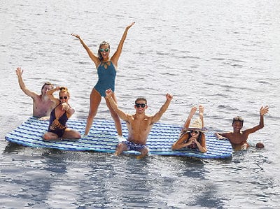 Seachoice 86836 Supersized Inflatable Floating Party Platform