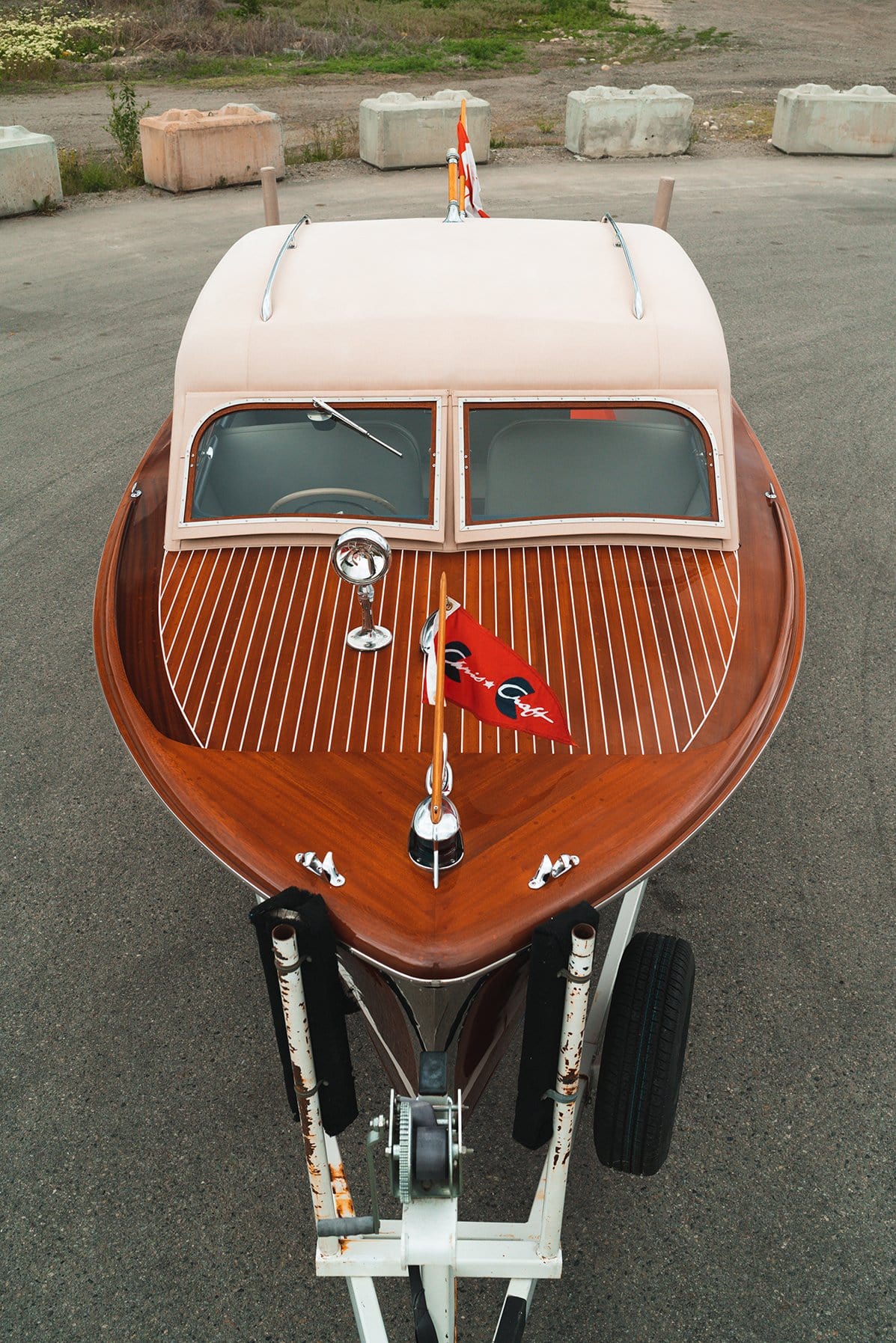 1954 CHRIS-CRAFT 22' CUSTOM SEDAN