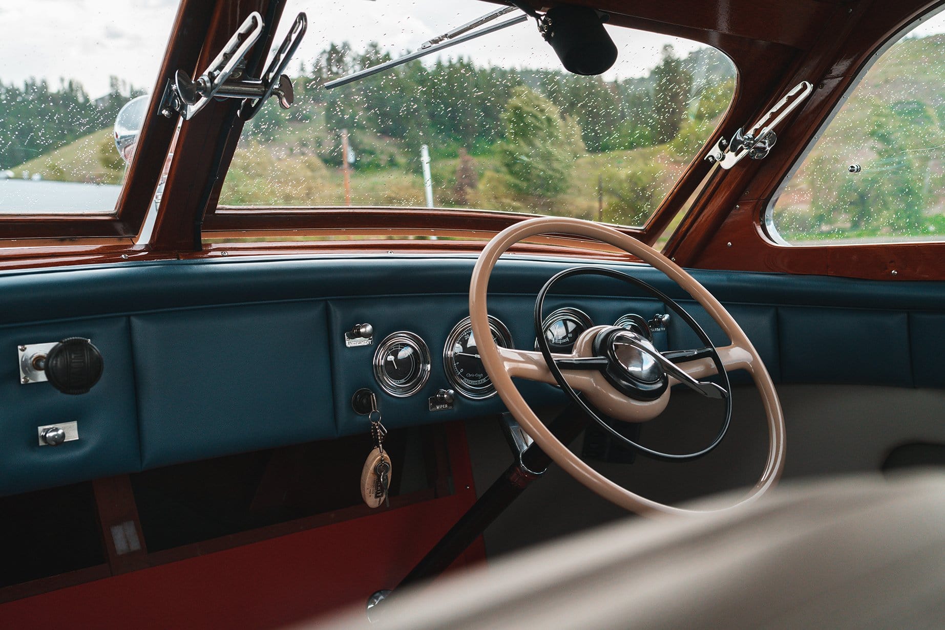 1954 CHRIS-CRAFT 22' CUSTOM SEDAN