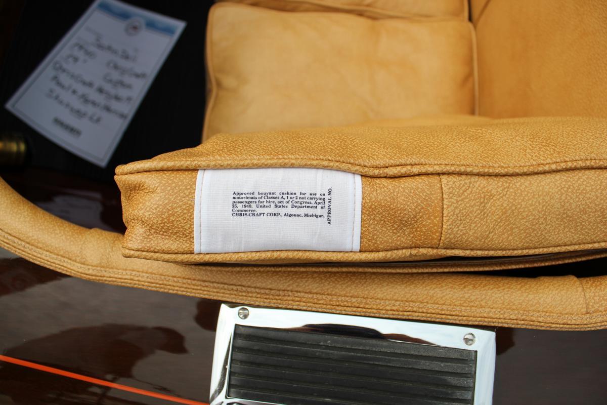 Classic Wooden Boat for Sale - 1940 CHRIS-CRAFT 19' CUSTOM - 'BARRELBACK'