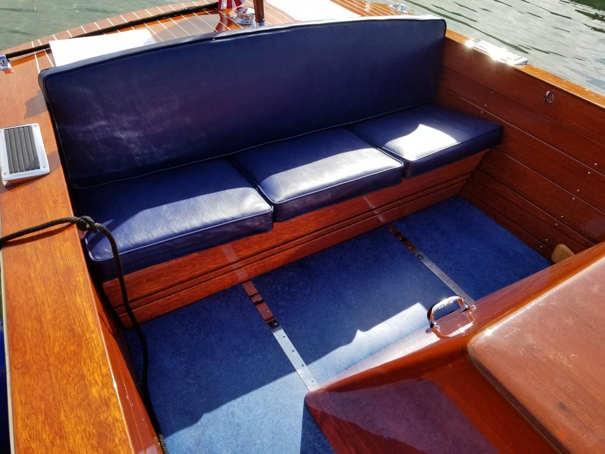 Classic Wooden Boat for Sale - 1941 CHRIS-CRAFT 18' DELUXE UTILITY RUNABOUT