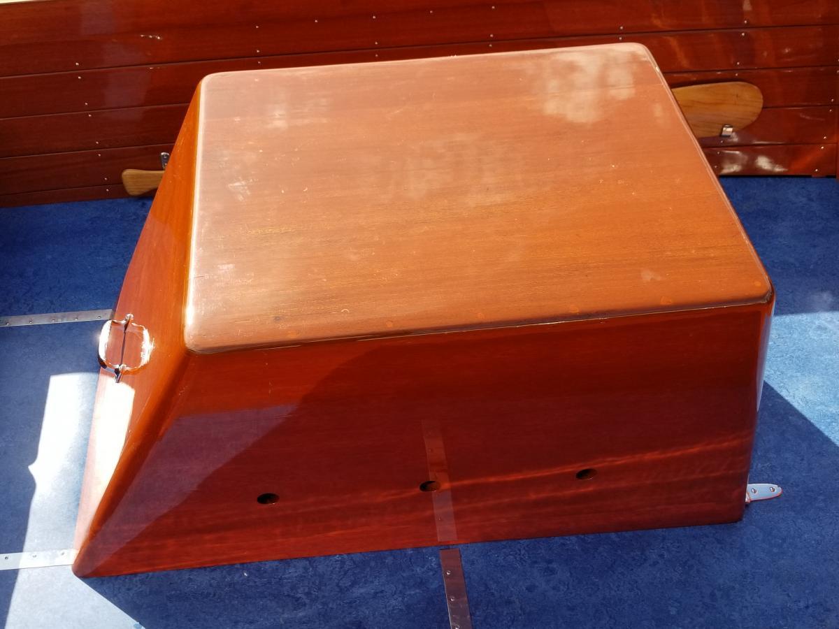 Classic Wooden Boat for Sale - 1941 CHRIS-CRAFT 18' DELUXE UTILITY RUNABOUT