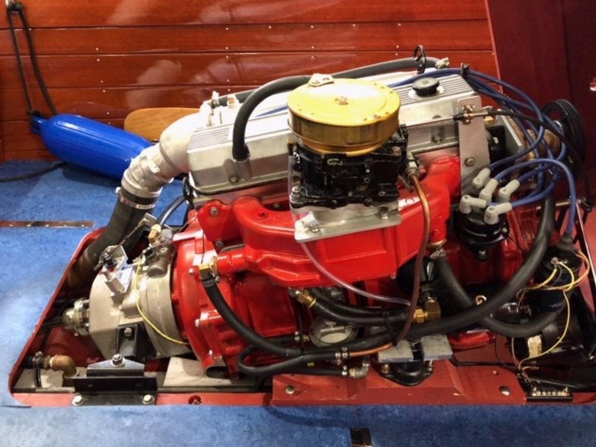 Classic Wooden Boat for Sale - 1941 CHRIS-CRAFT 18' DELUXE UTILITY RUNABOUT