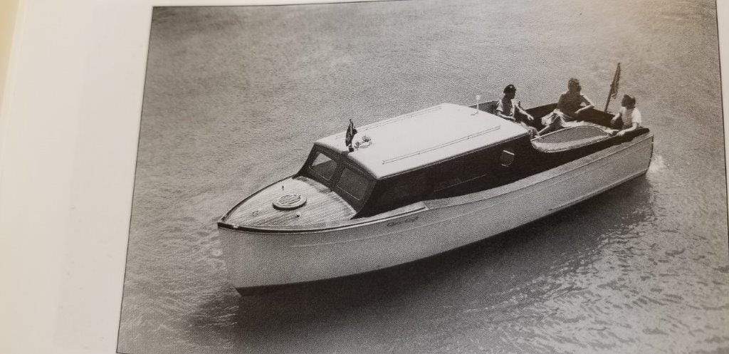 Classic Wooden Boat for Sale - 1941 CHRIS-CRAFT 26' DELUXE CRUISER