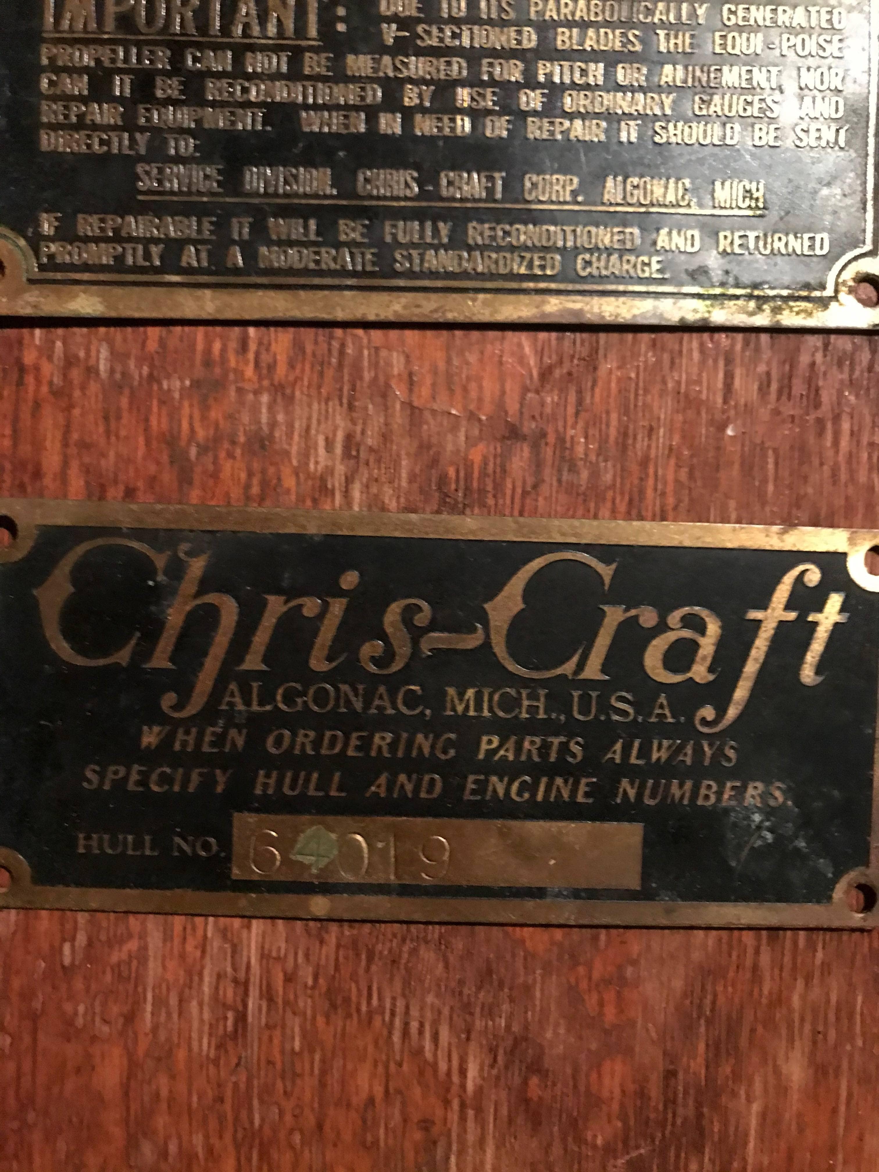 Classic Wooden Boat for Sale - 1941 CHRIS-CRAFT 26' DELUXE CRUISER