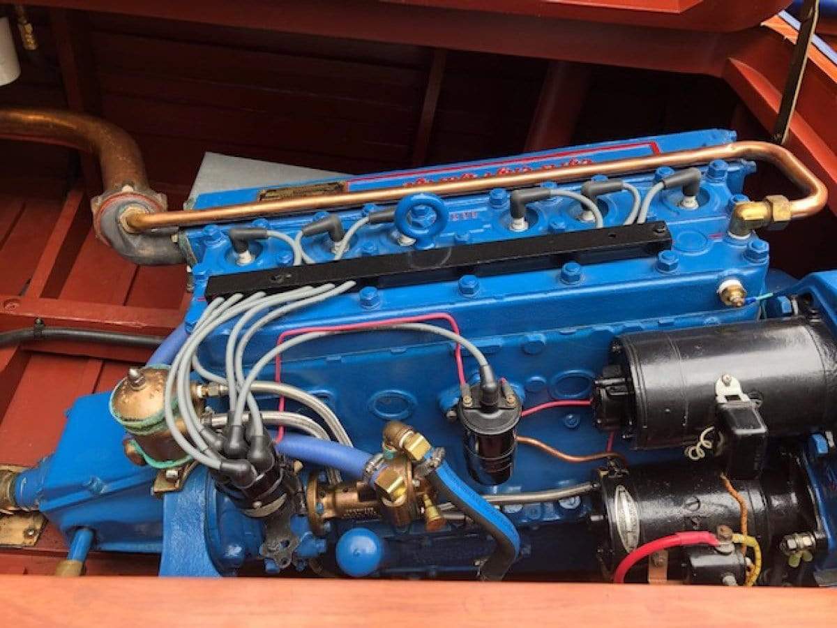 Classic Wooden Boat for Sale - 1947 CHRIS CRAFT 17' DELUXE