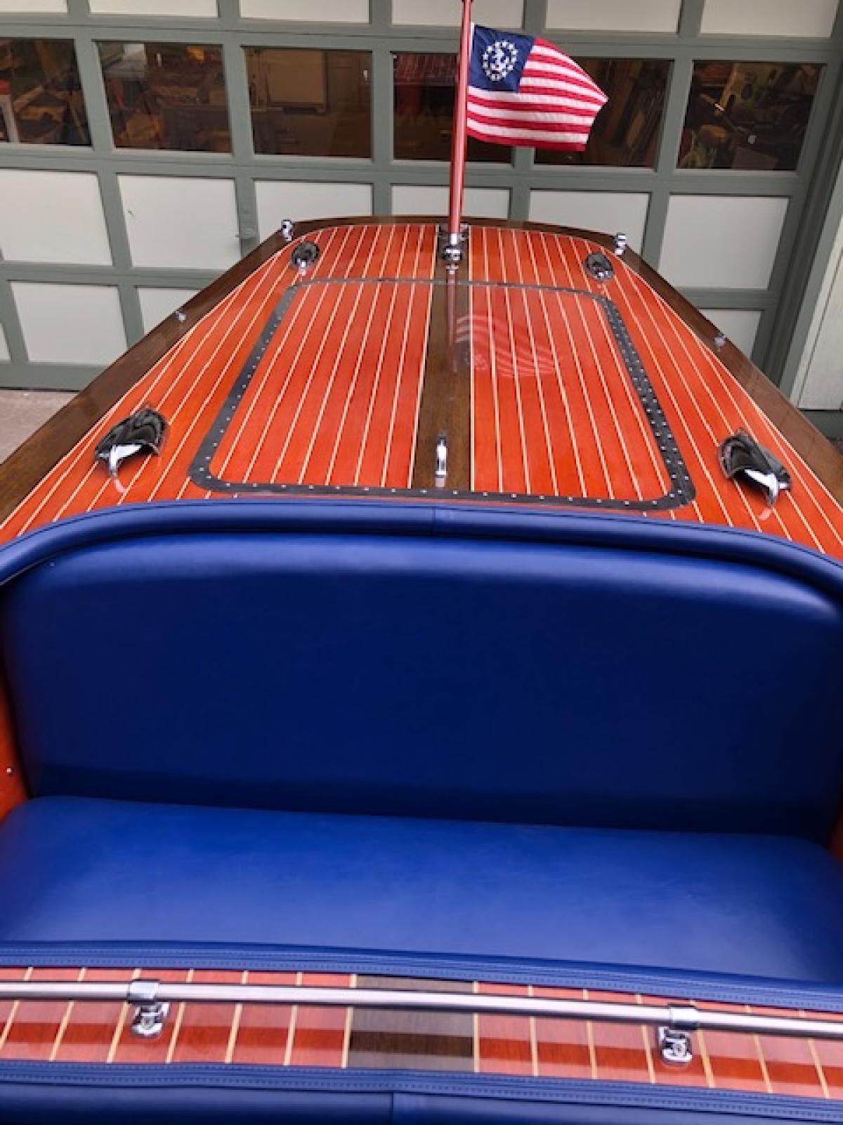Classic Wooden Boat for Sale - 1947 CHRIS CRAFT 17' DELUXE