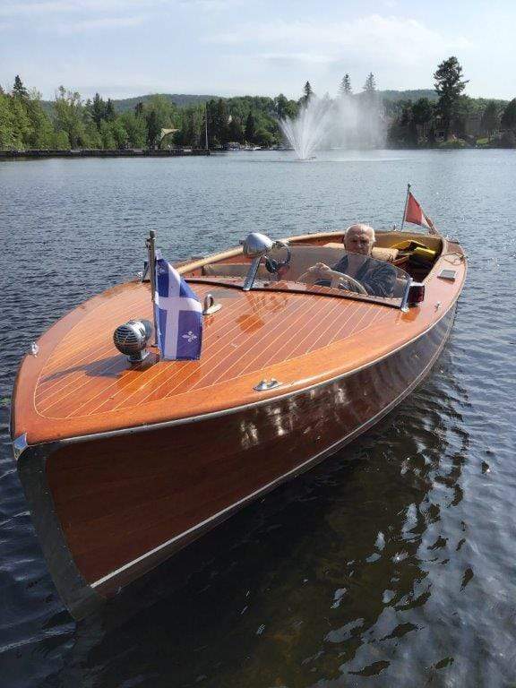Classic Wooden Boat for Sale - 1948 JEFFERY 22'