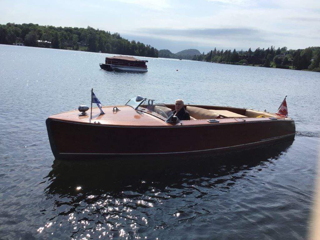 Classic Wooden Boat for Sale - 1948 JEFFERY 22'