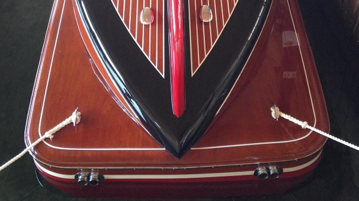 Classic Wooden Boat for Sale - 1948 VENTNOR 23' RARE TWIN ENGINE RUNABOUT