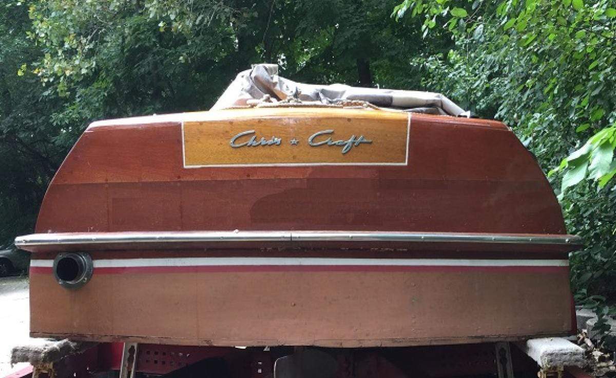 Classic Wooden Boat for Sale - 1949 CHRIS-CRAFT 18' RIVIERA