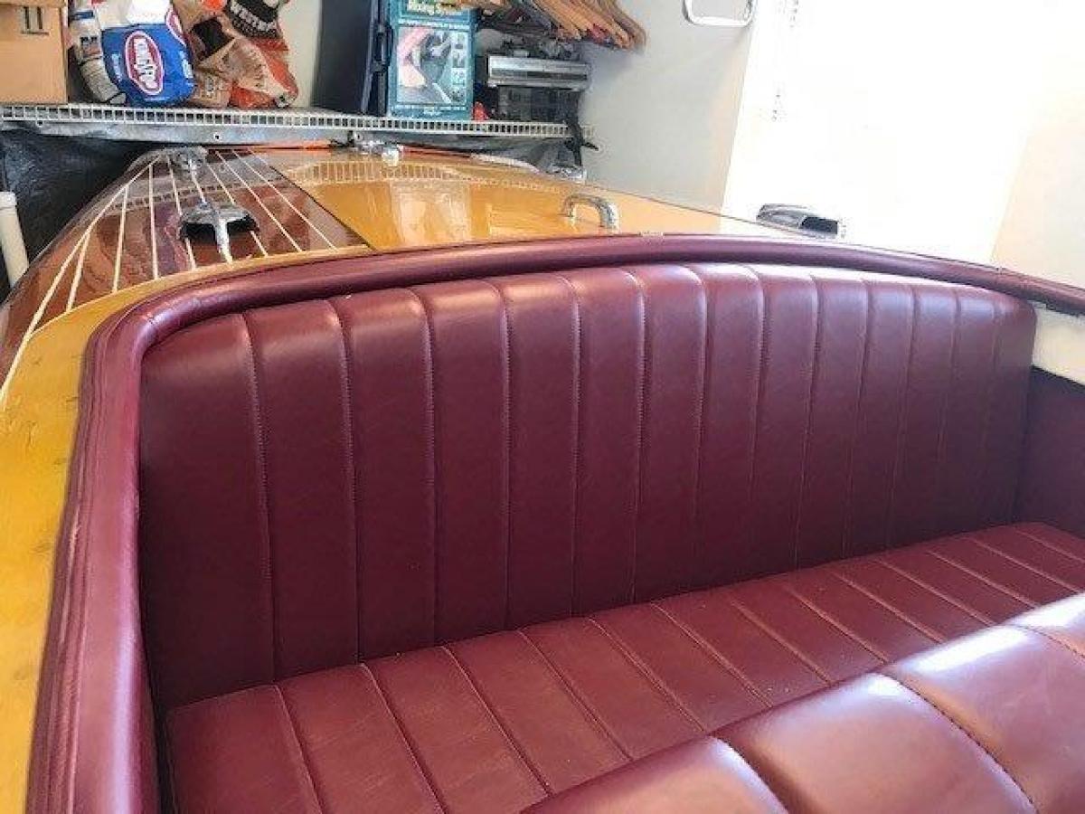 Classic Wooden Boat for Sale - 1950 CHRIS-CRAFT 18' RIVIERA