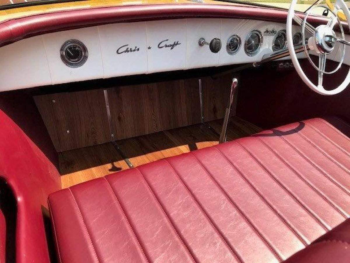 Classic Wooden Boat for Sale - 1950 CHRIS-CRAFT 18' RIVIERA