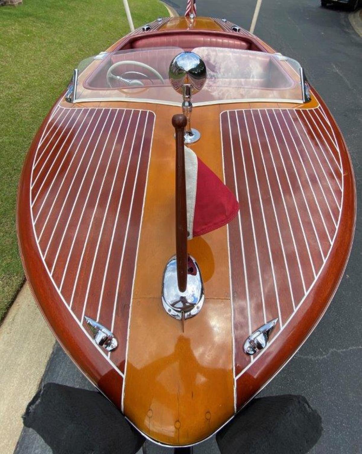 Classic Wooden Boat for Sale - 1951 CHRIS-CRAFT 18' RIVIERA