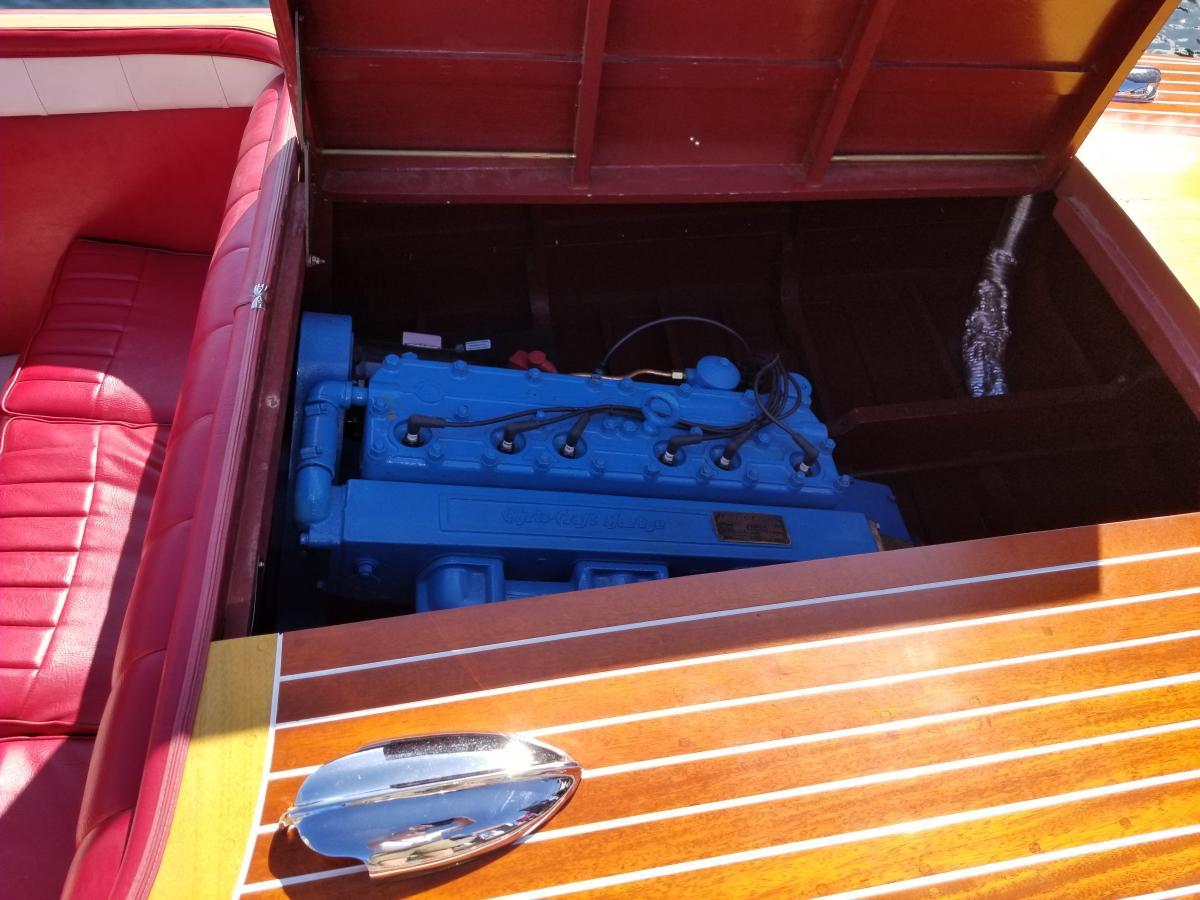 Classic Wooden Boat for Sale - 1951 CHRIS CRAFT 20' RIVIERA