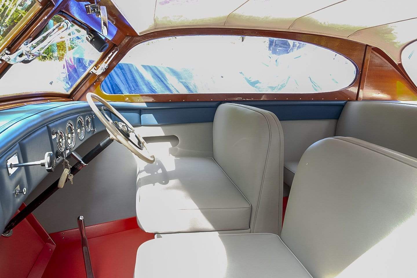 Classic Wooden Boat for Sale - 1954 CHRIS CRAFT 22' CUSTOM SEDAN