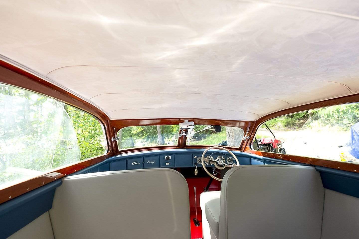 Classic Wooden Boat for Sale - 1954 CHRIS CRAFT 22' CUSTOM SEDAN