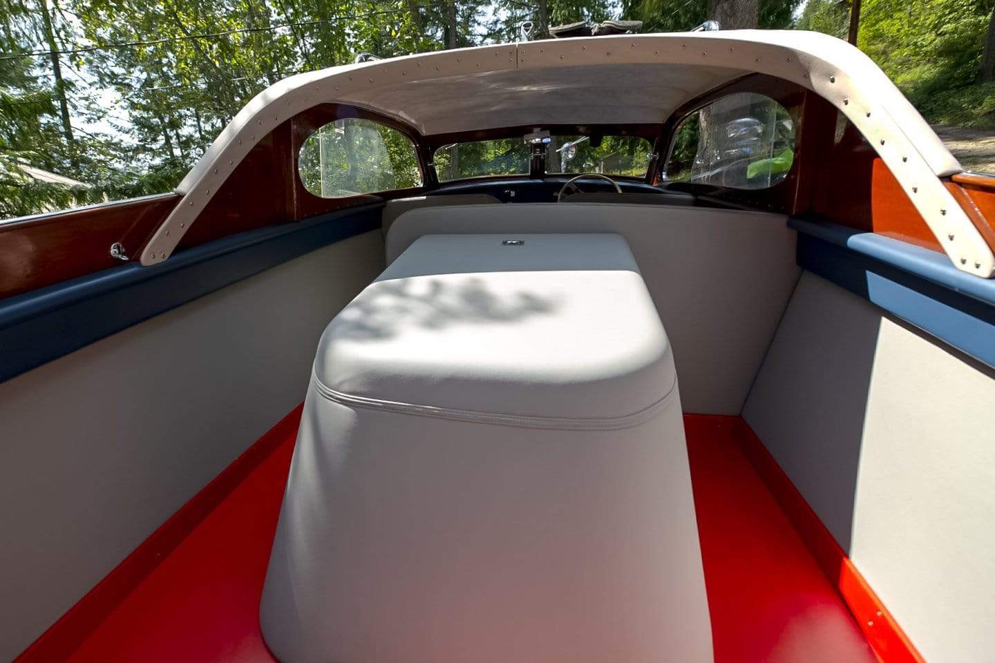 Classic Wooden Boat for Sale - 1954 CHRIS CRAFT 22' CUSTOM SEDAN