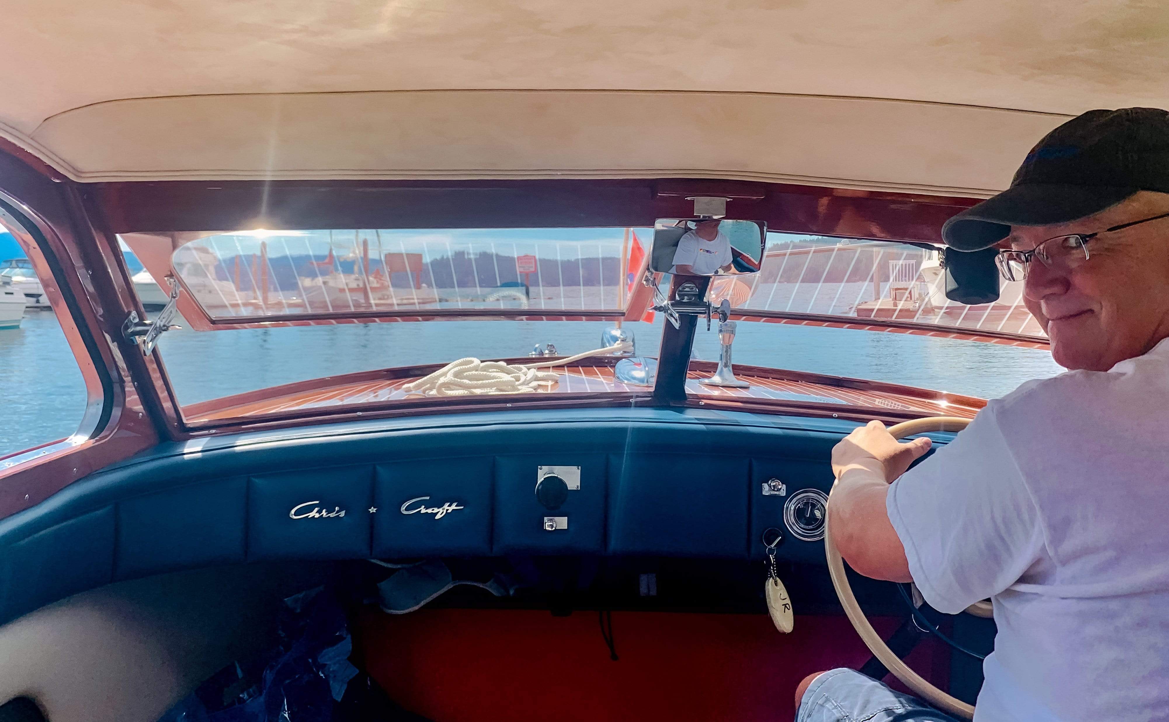 Classic Wooden Boat for Sale - 1954 CHRIS CRAFT 22' CUSTOM SEDAN