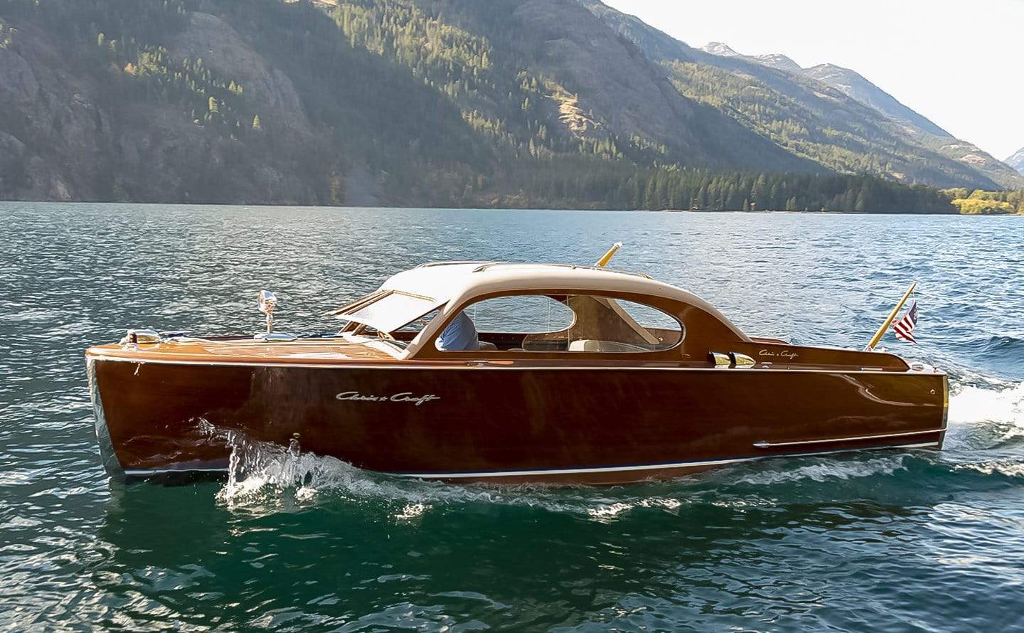 Classic Wooden Boat for Sale - 1954 CHRIS CRAFT 22' CUSTOM SEDAN