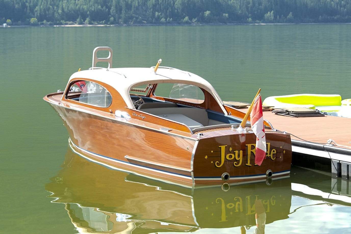 Classic Wooden Boat for Sale - 1954 CHRIS CRAFT 22' CUSTOM SEDAN