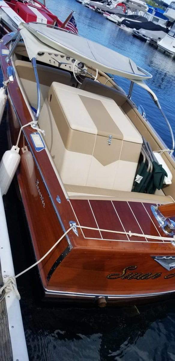 Classic Wooden Boat for Sale - 1957 CENTURY 18' RESORTER