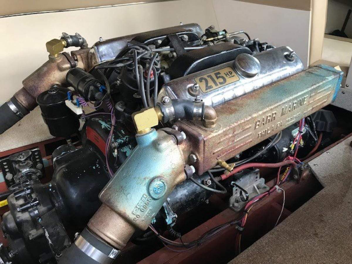 Classic Wooden Boat for Sale - 1957 CENTURY 18' RESORTER