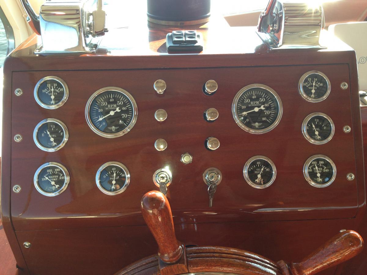 Classic Wooden Boat for Sale - 1957 CHRIS-CRAFT 40' SEA SKIFF SEMI-ENCLOSED CRUISER