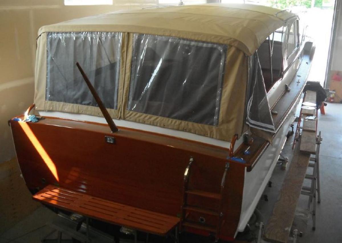 Classic Wooden Boat for Sale - 1957 CHRIS-CRAFT 40' SEA SKIFF SEMI-ENCLOSED CRUISER