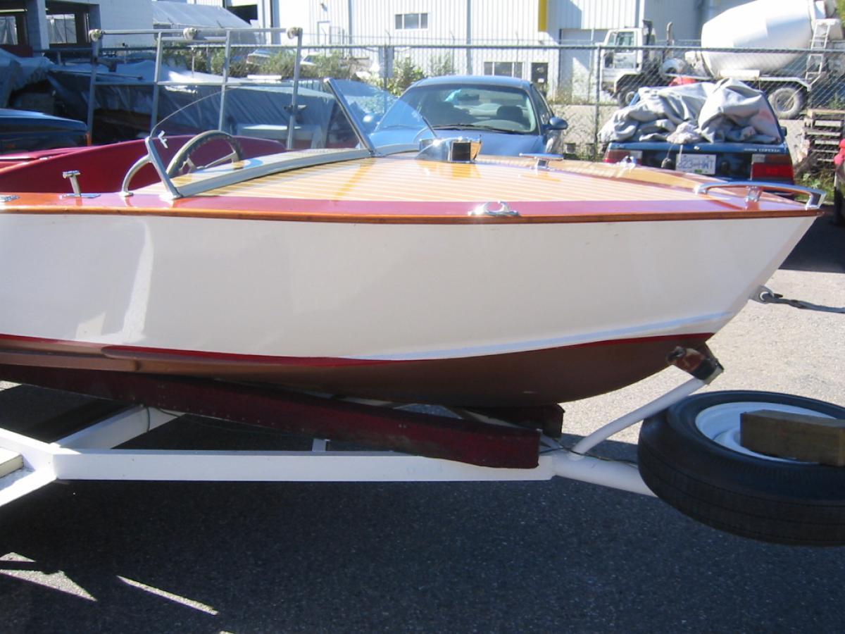 Classic Wooden Boat for Sale -  1959 MERRELL 15' RUNABOUT