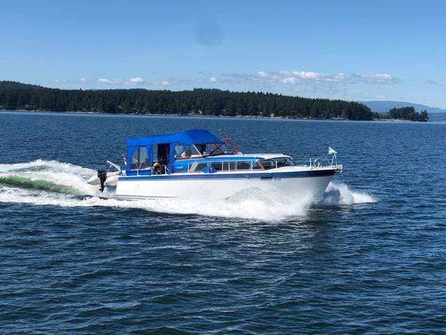 Classic Wooden Boat for Sale - 1960 Chris-Craft Roamer 35'