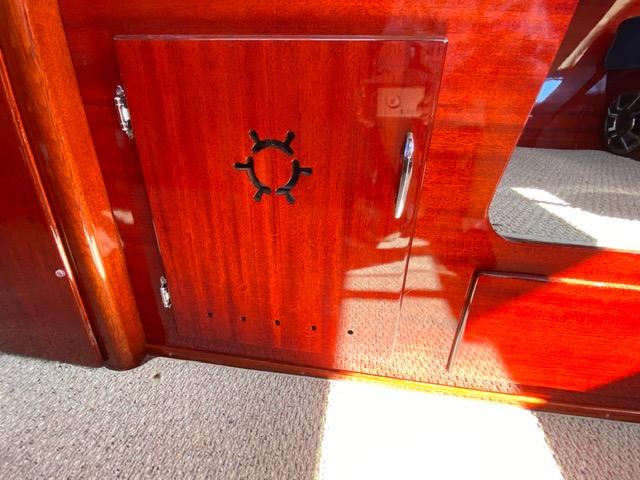 Classic Wooden Boat for Sale - 1960 Chris-Craft Roamer 35'