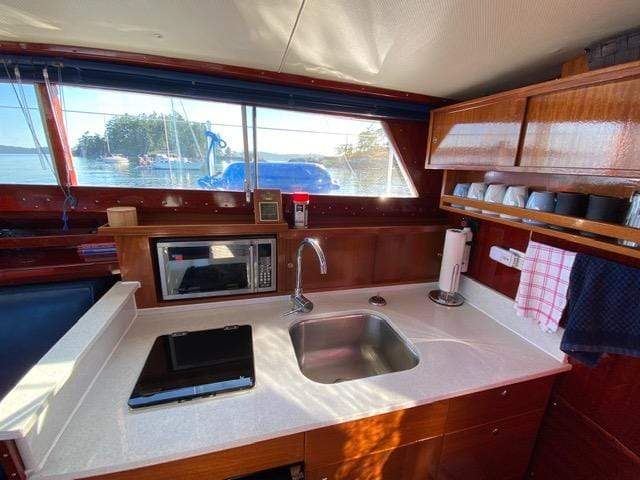 Classic Wooden Boat for Sale - 1960 Chris-Craft Roamer 35'