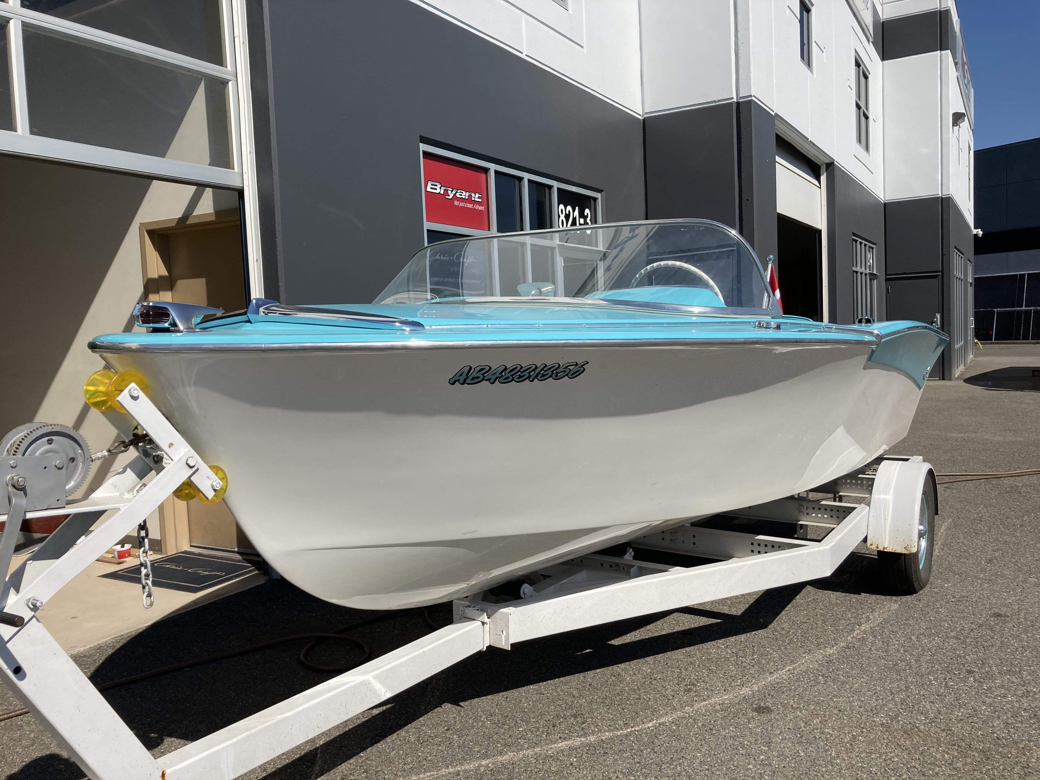 Classic Wooden Boat for Sale - 1961 Arenacraft Manta
