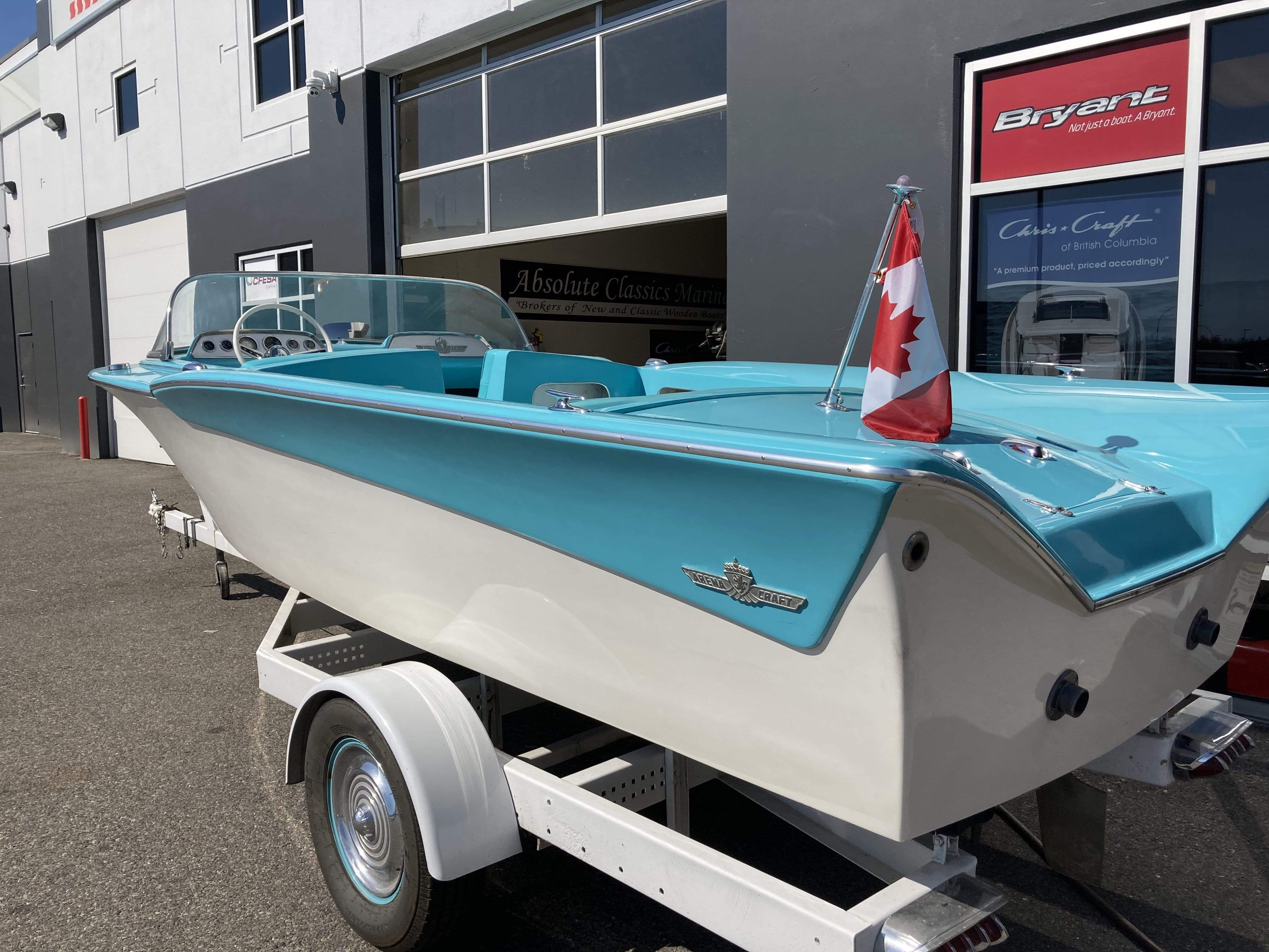 Classic Wooden Boat for Sale - 1961 Arenacraft Manta