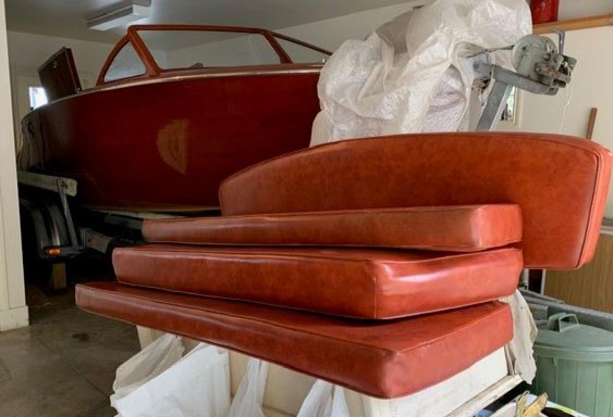 Classic Wooden Boat for Sale - 1961 GRENFELL 21' 3" CUSTOM BARRELBACK