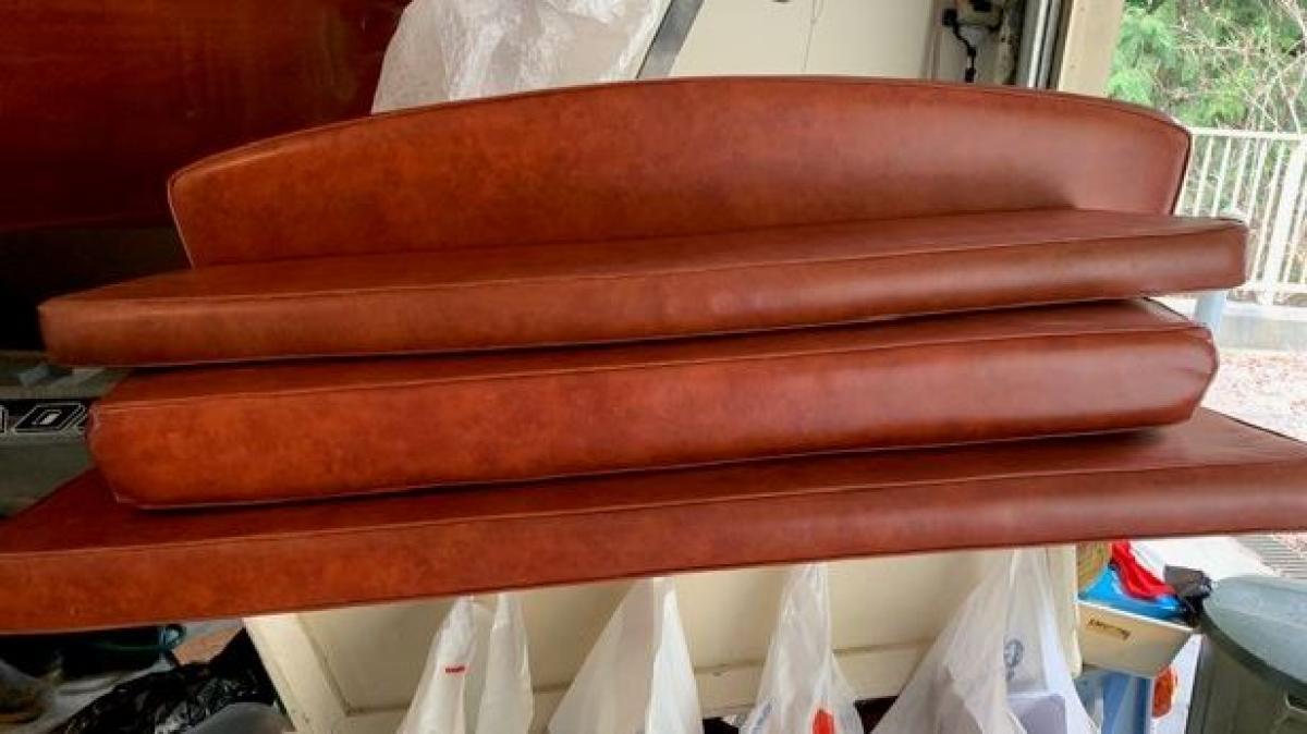 Classic Wooden Boat for Sale - 1961 GRENFELL 21' 3" CUSTOM BARRELBACK