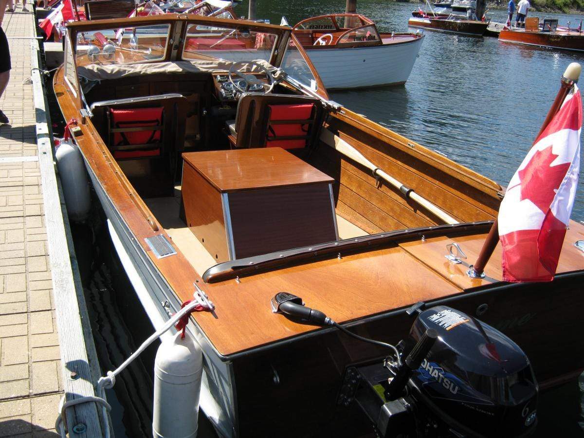 Classic Wooden Boat for Sale - 1962 LYMAN 21' UTILITY