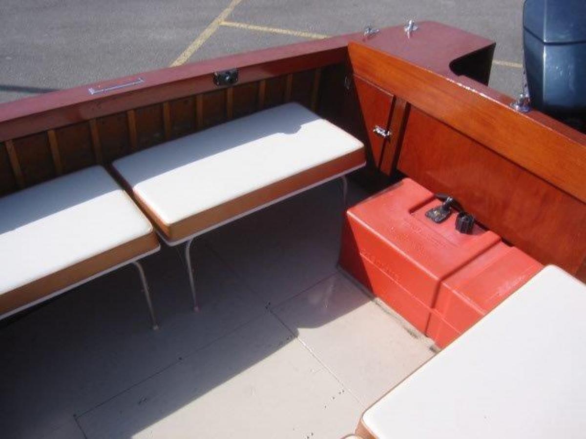 Classic Wooden Boat for Sale - 1965 CRUISER'S INC 20' - RARE CAMPER MODEL