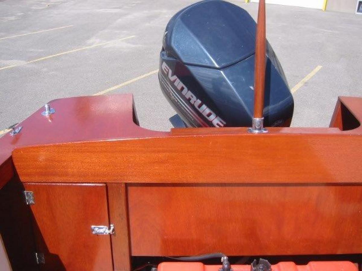 Classic Wooden Boat for Sale - 1965 CRUISER'S INC 20' - RARE CAMPER MODEL