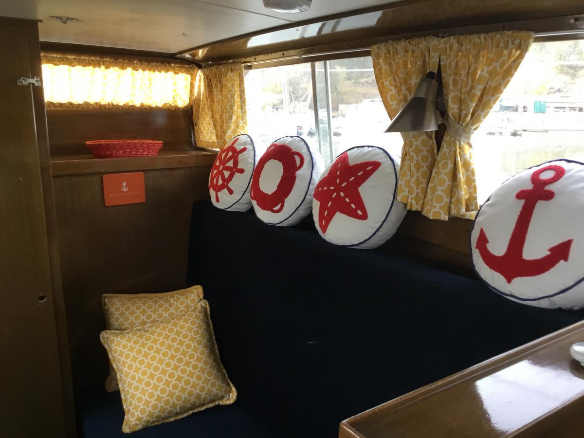 Classic Wooden Boat for Sale - 1967 CHRIS CRAFT 30' CONSTELLATION