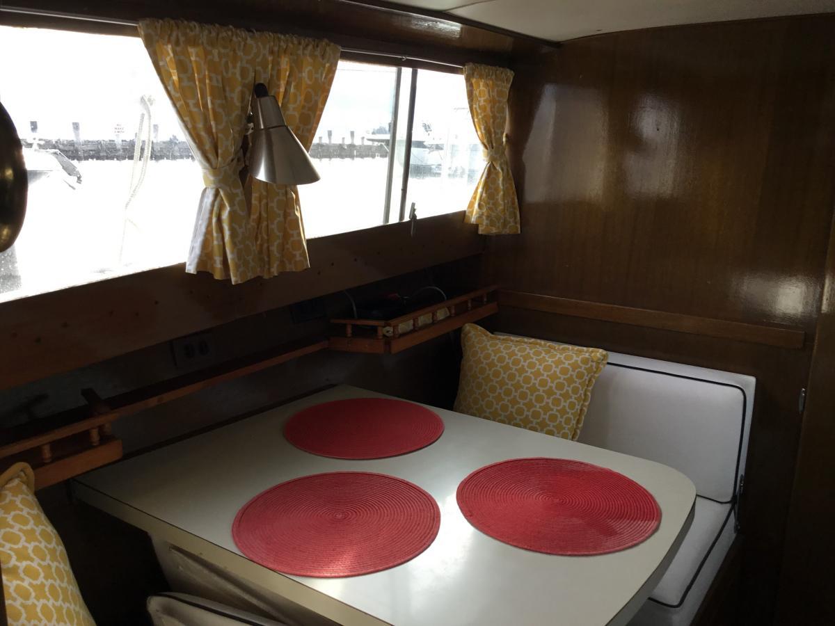 Classic Wooden Boat for Sale - 1967 CHRIS CRAFT 30' CONSTELLATION