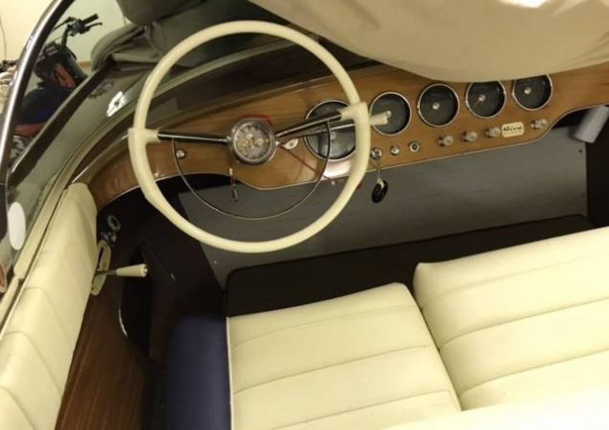 Classic Wooden Boat for Sale - 1969 RIVA OLYMPIC - HULL 25